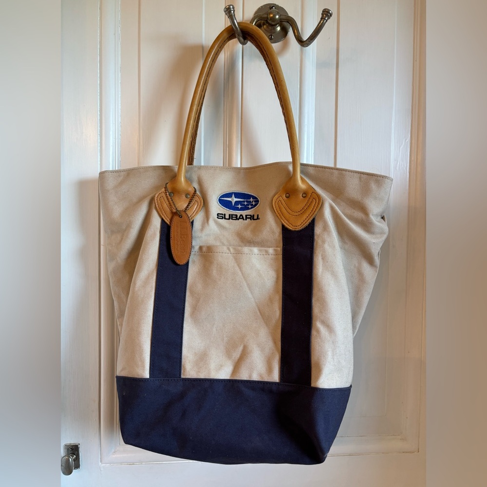 LL Bean limited edition Subaru tote bag